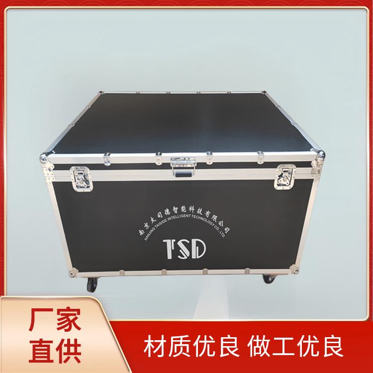 铝合金航空箱 拉杆式影视道具箱 密封性好 尺寸定做