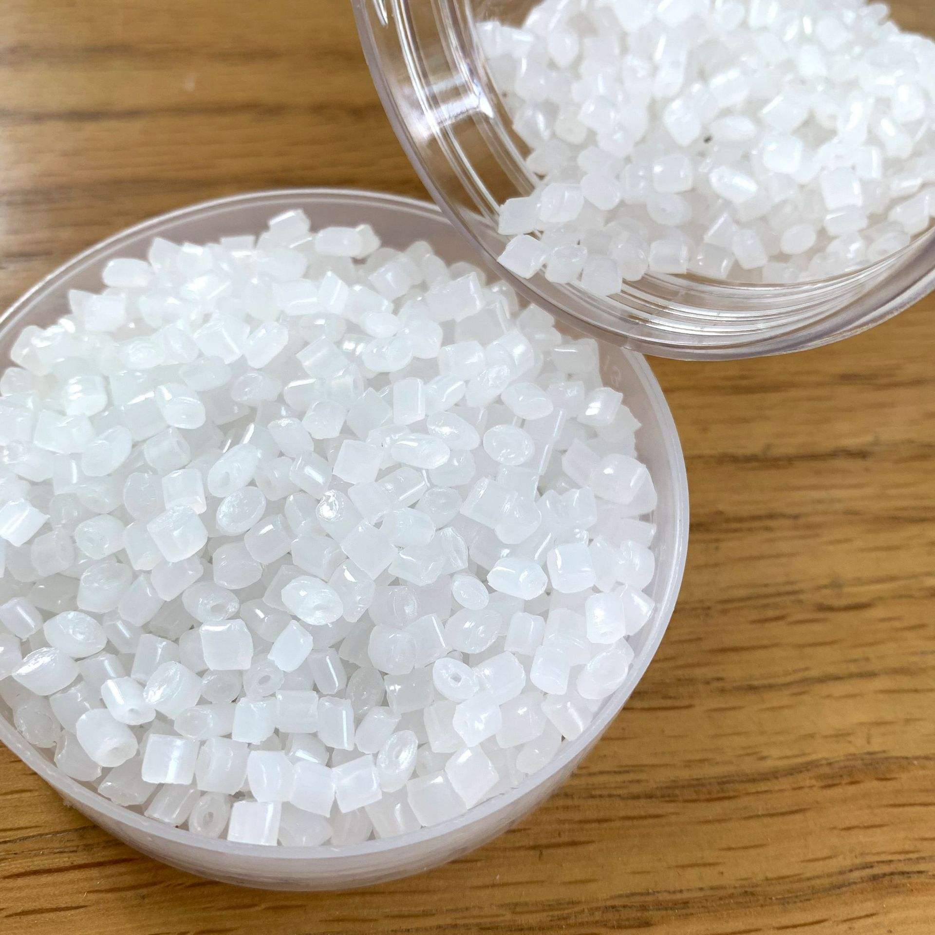 中聚PC防火本色聚碳酸系列冲击高充电器外壳注塑级颗粒V0-P-C