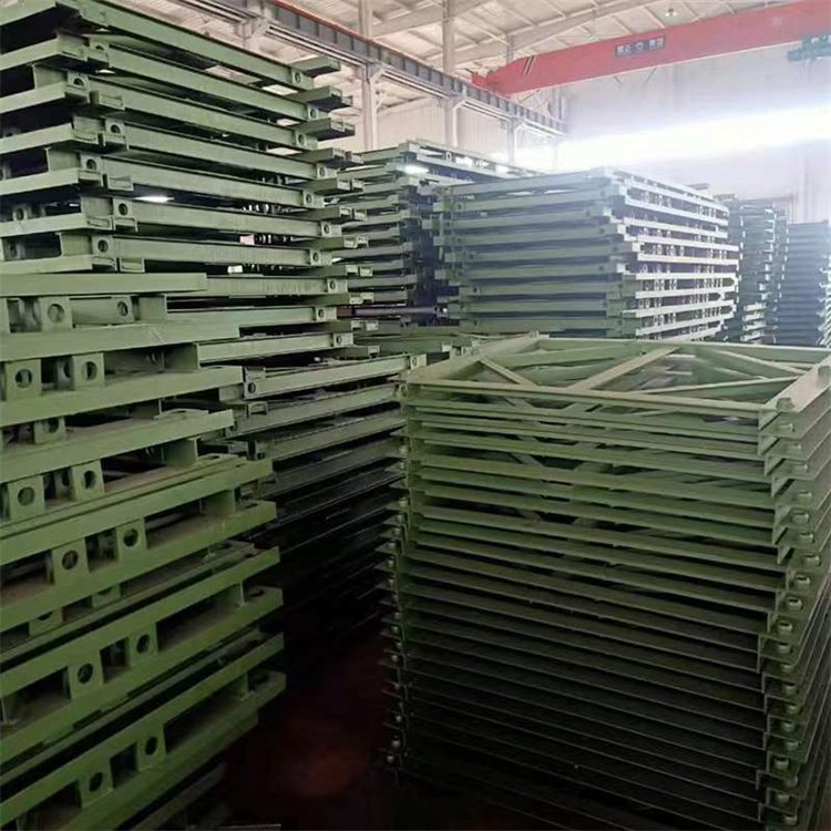 出厂价大量出售新旧贝雷片 工字钢 螺旋管 槽钢