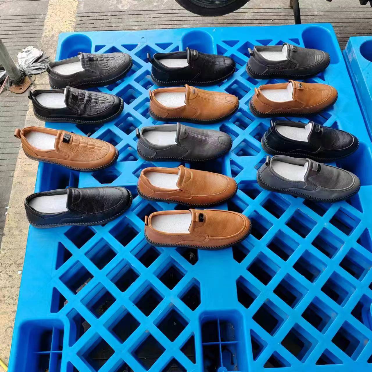 库存鞋地摊鞋处理杂款断码鞋尾货品牌折扣处理鞋批发库存内销外贸