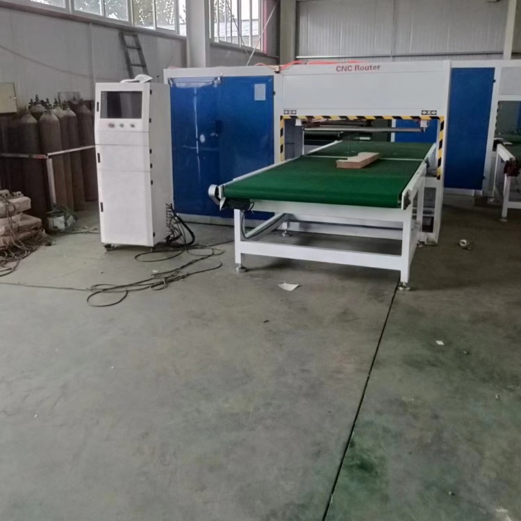 乐璇花泥造型锯保温板门框条1325造型切割设备
