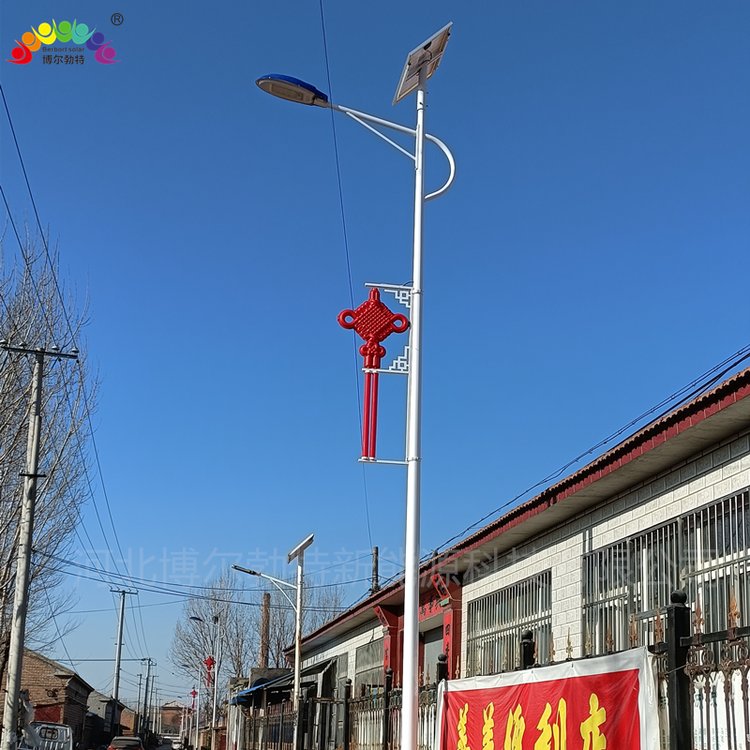 博尔勃特三连串LED灯笼道路照明中国结太阳能路灯杆厂家批发
