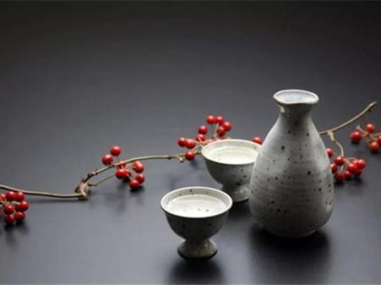 洞泉酒业