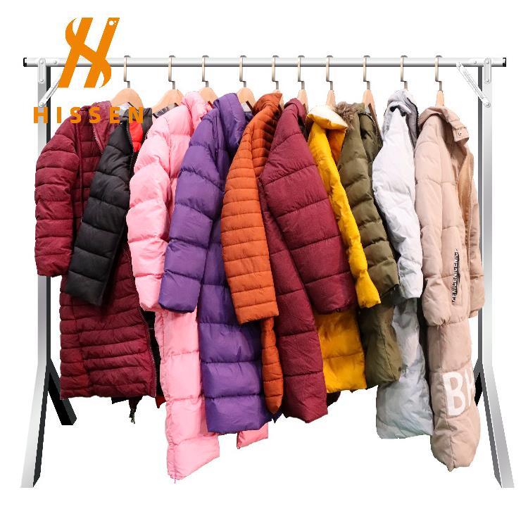 外贸出口伊朗二手衣服出口商批发女款冬季长棉服used winter coat