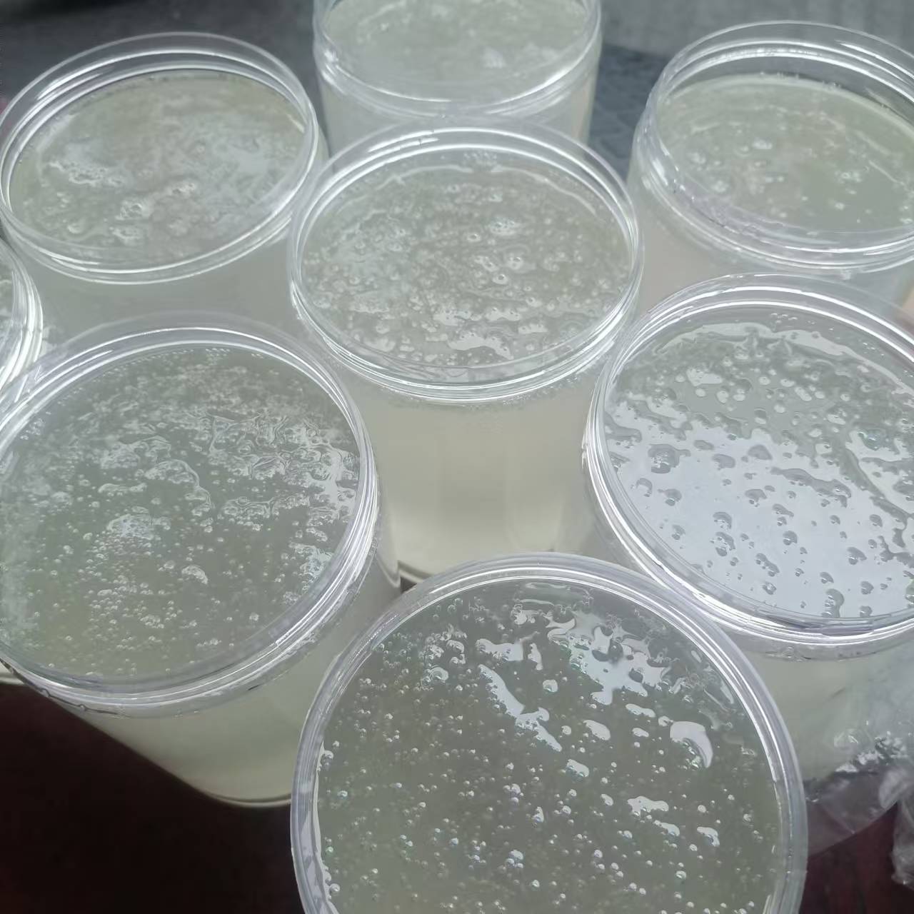 一公斤起定1万分子量液体丁基橡胶 高流动 低粘度 透明