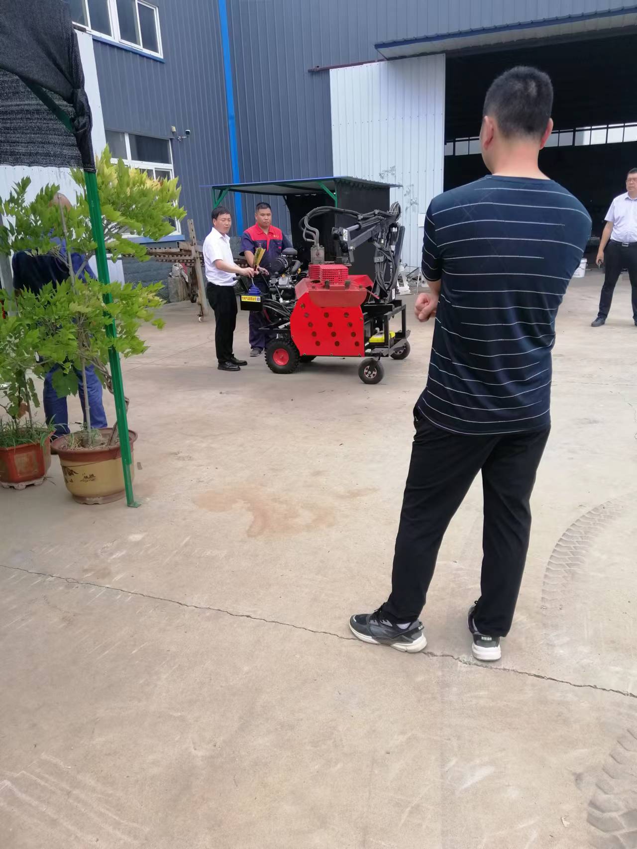 一体式修剪机 自行走绿篱机 手推式平侧一体机 可定制