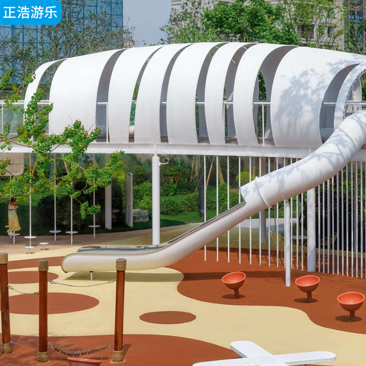 儿童廊桥组合滑梯 公园户外大型非标游乐设备定制 创意造型设施