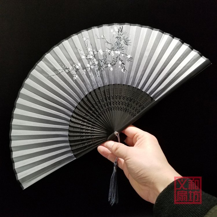 女扇子 厂家批发绫绢扇定 制丝绸中国风定做日式女扇礼品扇定制