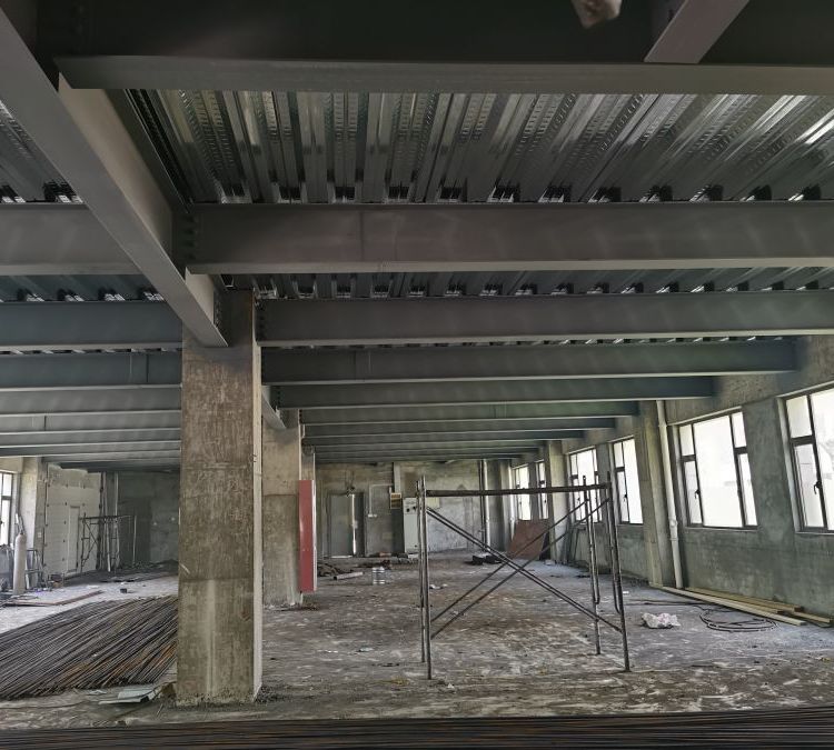 上 海基利-定制钢结构楼梯 户外隔楼通道搭建工程 加工安装