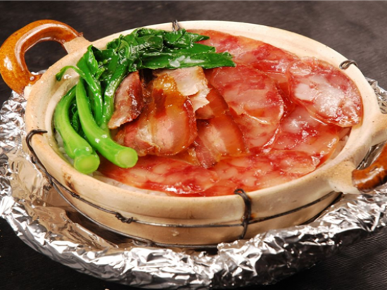 小丫头煲仔饭