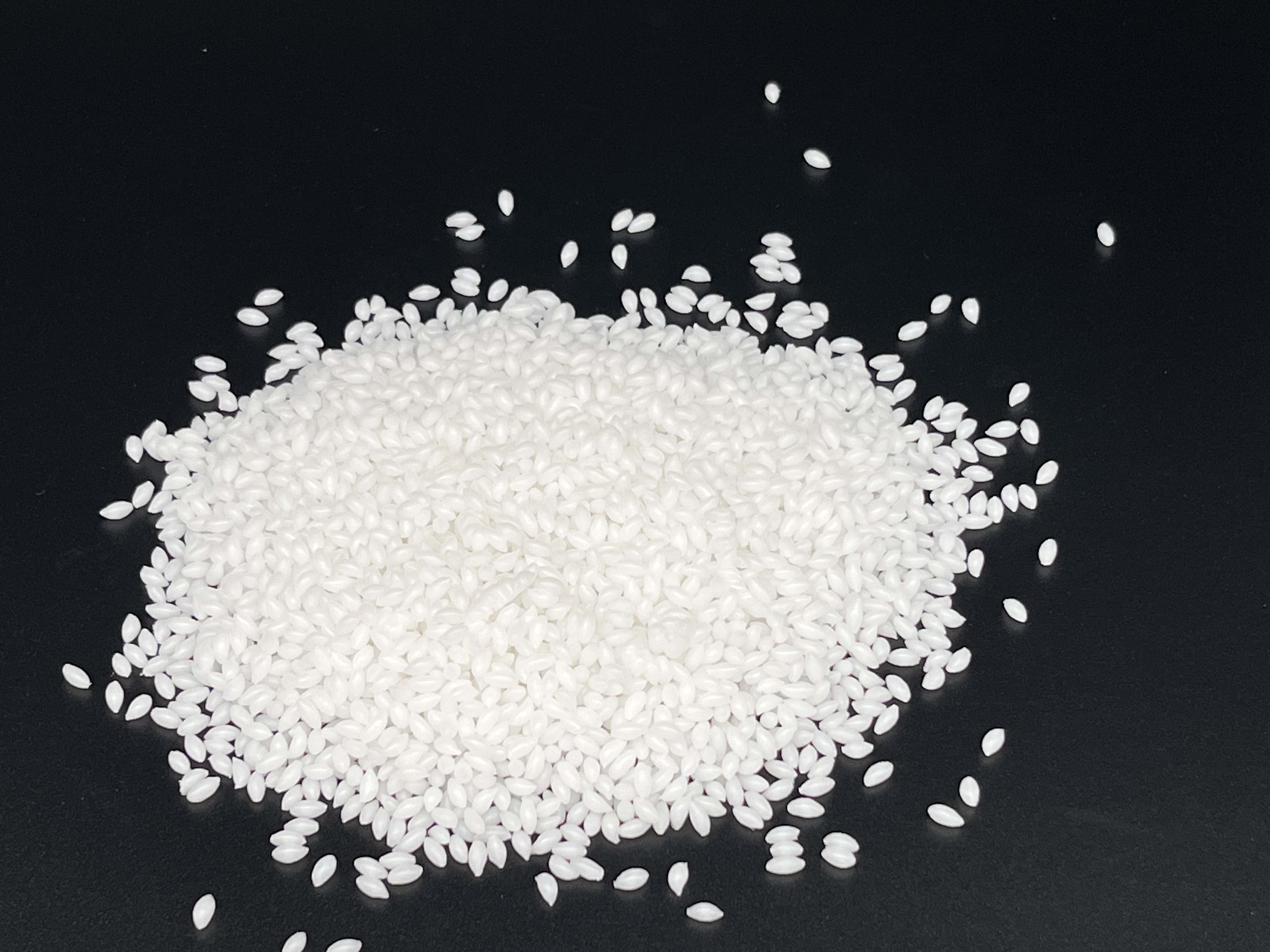 包胶TPE 工艺 热塑性弹性体材料 包尼龙/ABS 强粘 耐刮擦 普莱斯