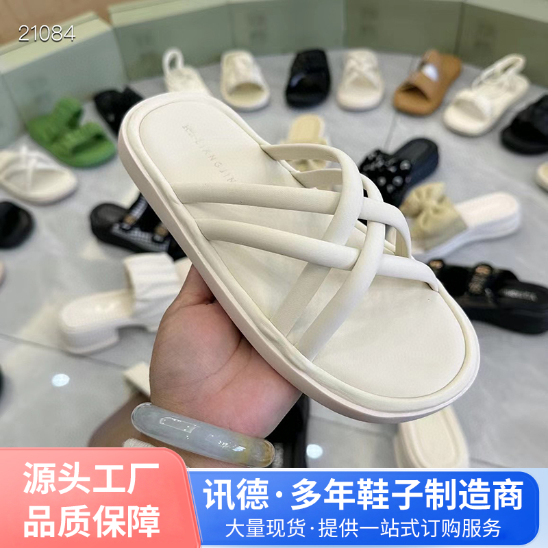 平底凉鞋 低跟外穿一字袋凉拖鞋女 夜市摆摊直播鞋子批发厂家