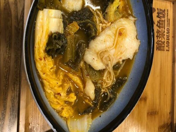 老调酸菜鱼饭