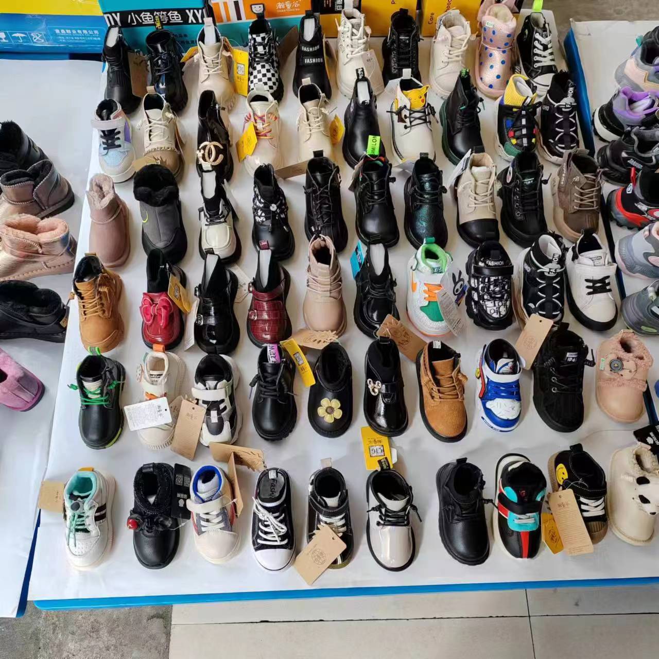 库存鞋地摊鞋处理杂款断码鞋尾货品牌折扣处理鞋批发库存内销外贸