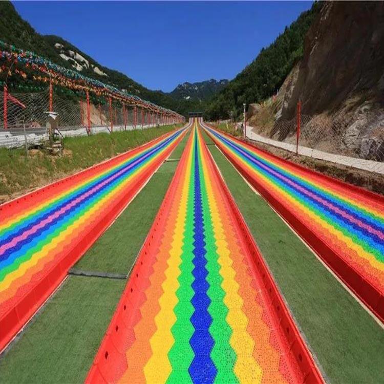 三晶旱雪滑道七彩滑道 支持定制 适用于公园景区