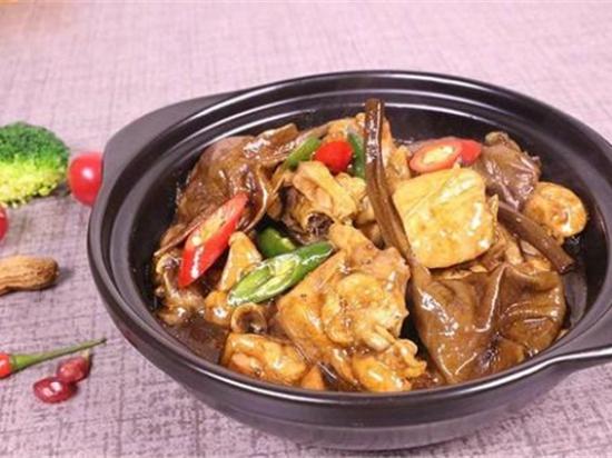 王涛黄焖鸡过桥米线