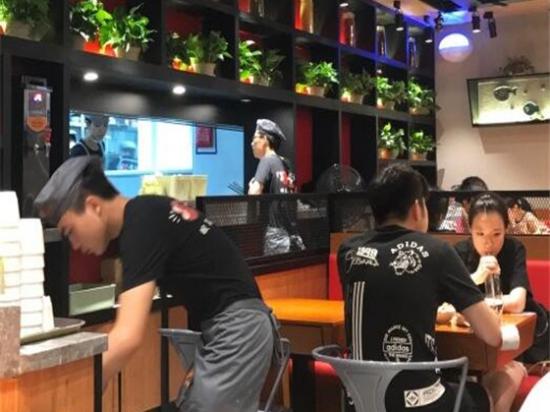 号外酸菜小鱼