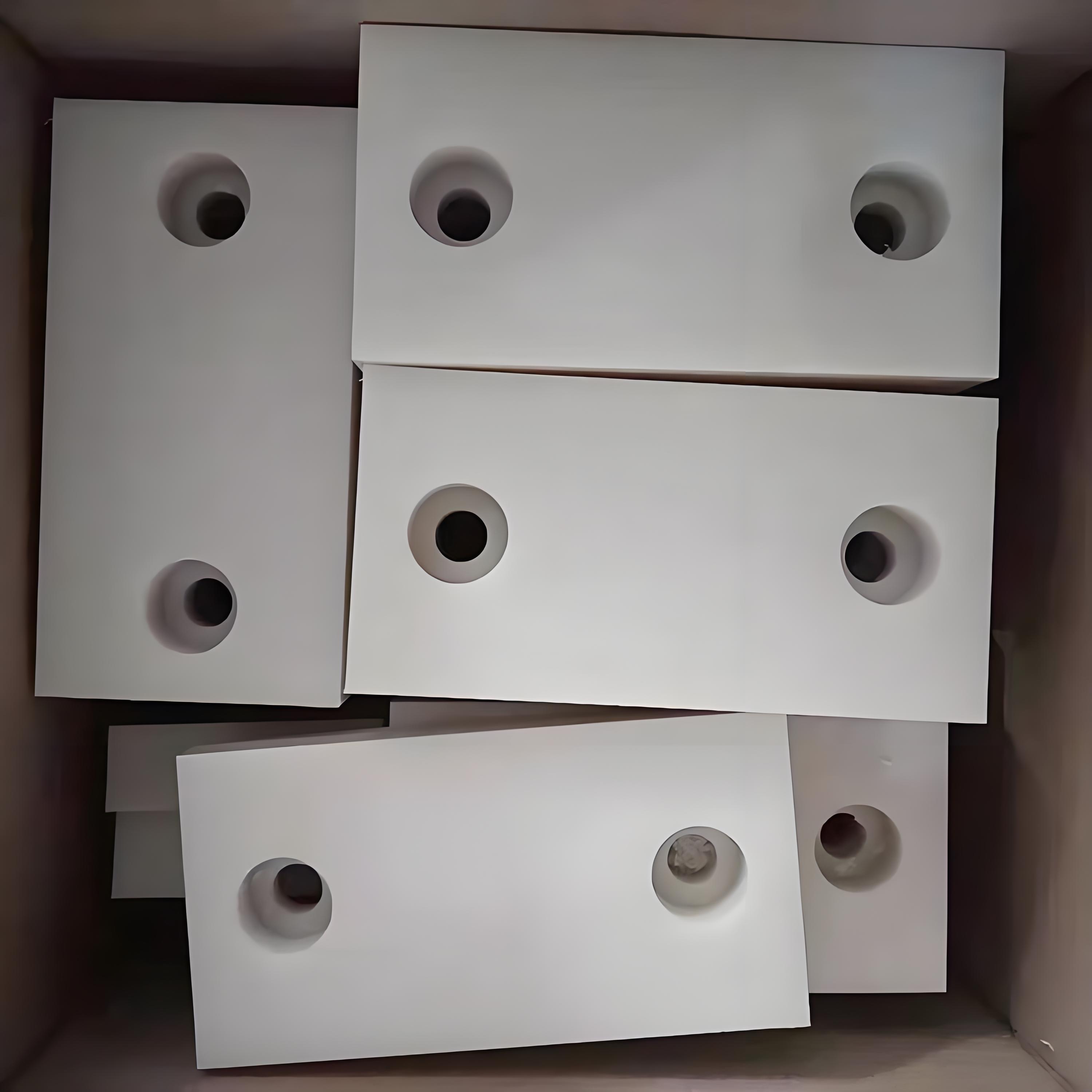 聚乙烯加工件塑料制品异性件PE板加工防滑塑料垫块尼龙异形件定制