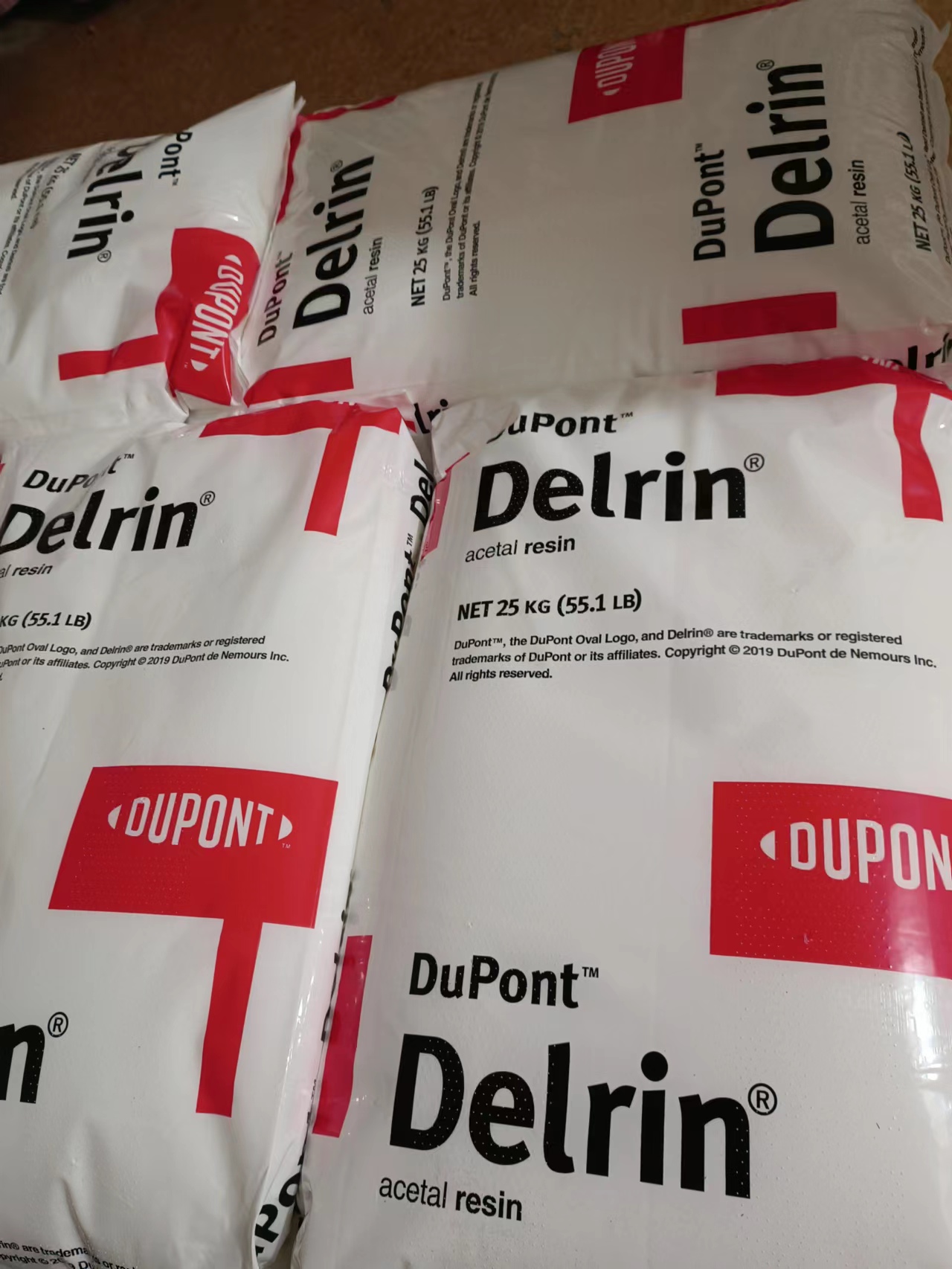 Delrin POM 美国杜邦 570 BK 注塑级 20%玻纤增强 耐热 高刚性 工业应用