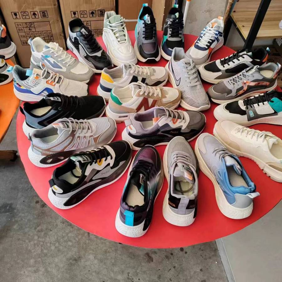 库存鞋子批发女鞋运动鞋老爹鞋尾货小直播鞋创业开店赶集内销外贸
