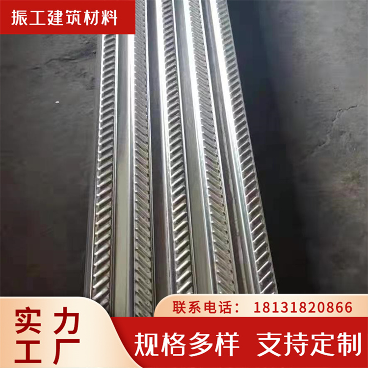 脚手架压瓦型过道钢跳板 国标现货建筑工地抗压性强钢结构板材