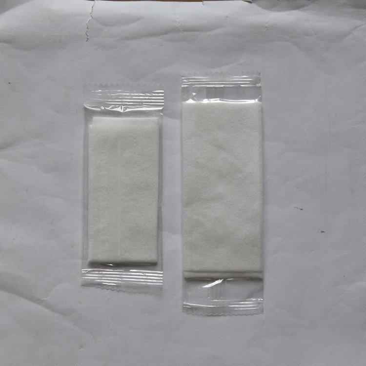 湿巾厂家 怡美乐湿纸巾 携带便捷 款式丰富 可定制印刷