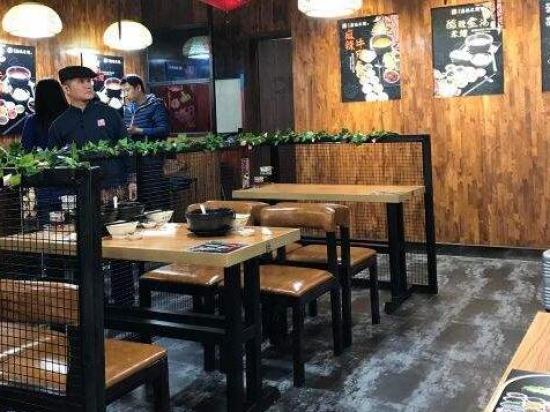 云石林过桥米线