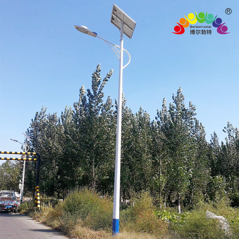 博尔勃特学校小区太阳能路灯道路照明热镀锌LED路灯杆厂家批发