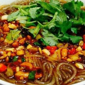 旬记酸辣粉