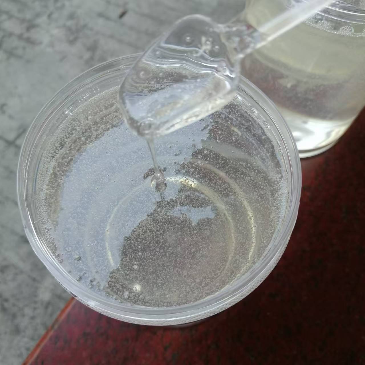 1万分子量顺丁橡胶 液体丁二烯 塑料改性 胶黏剂 液体橡胶