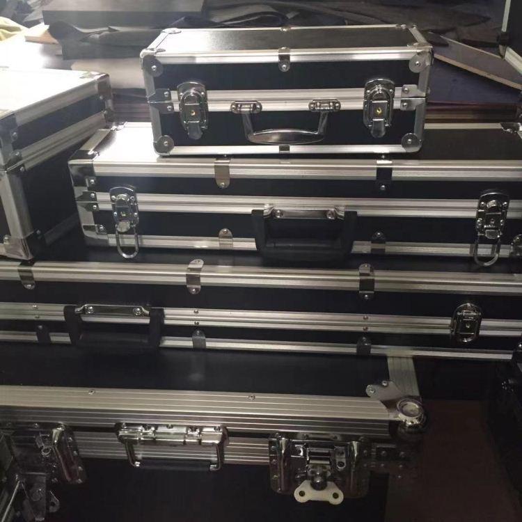 标准型航空箱 托运箱 铝合金运输箱 加厚甩手工具箱