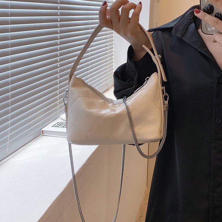 直播货源新款时尚简约单肩链条包女网红爆款厂家直销斜挎菱格包性价高