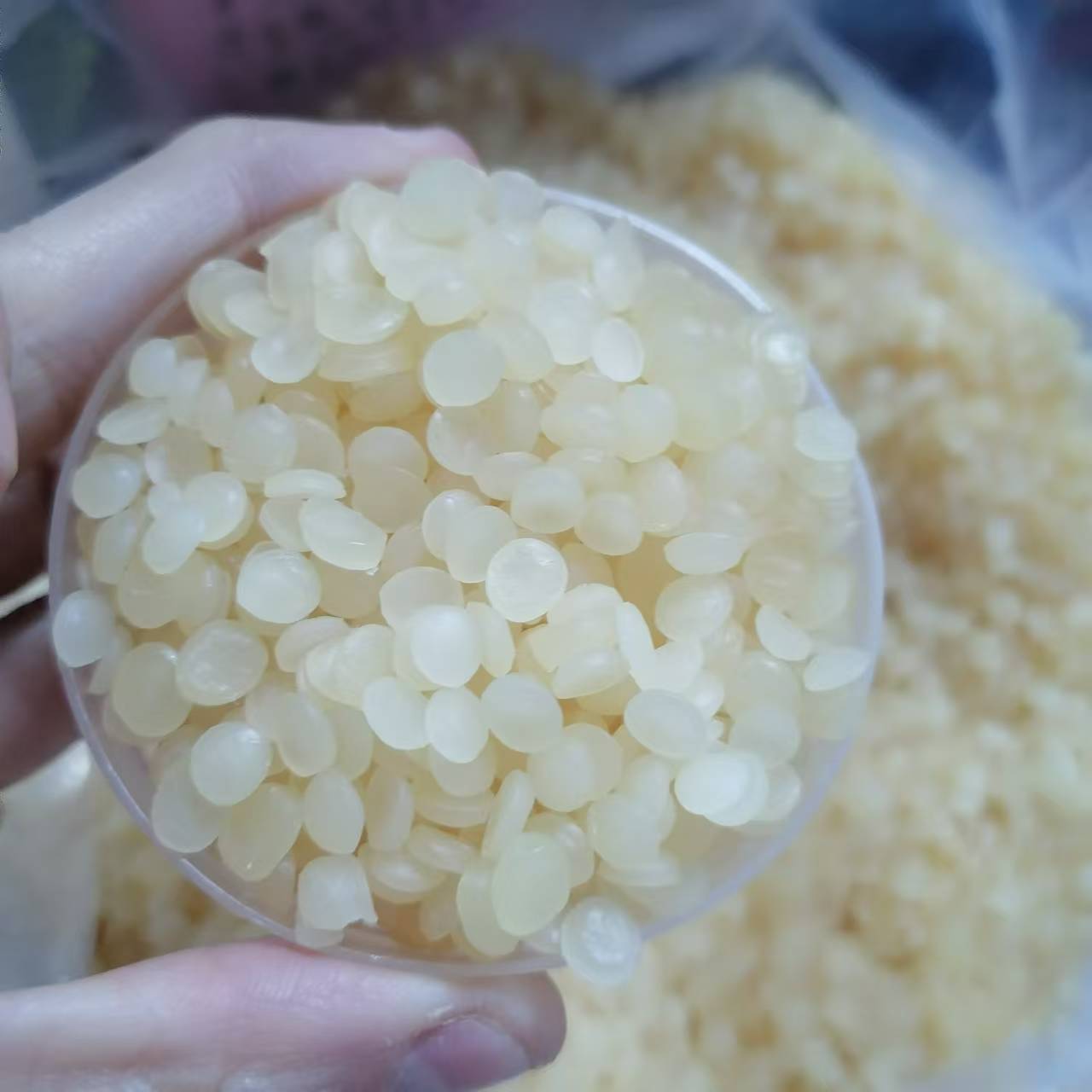 丁腈颗粒 丁腈橡胶粒 挤出级 用于PVC高性能改性耐磨耐油