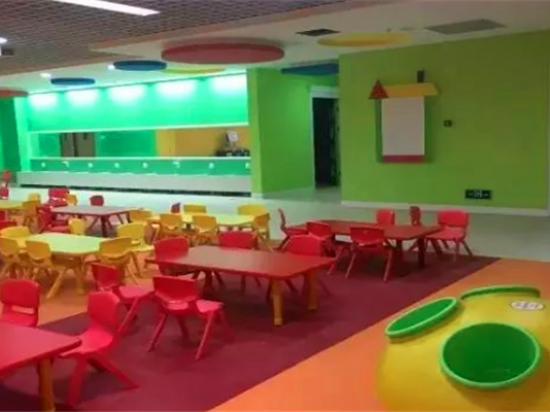 青春幼儿园