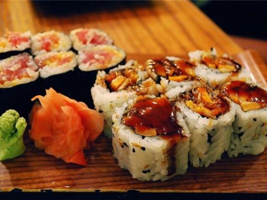 串门韩国料理
