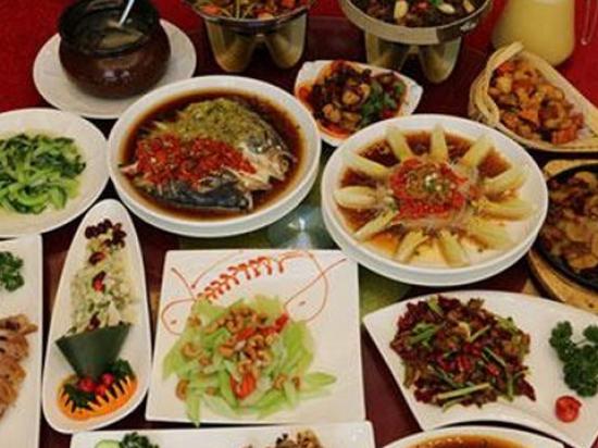 湘色满园湘菜馆