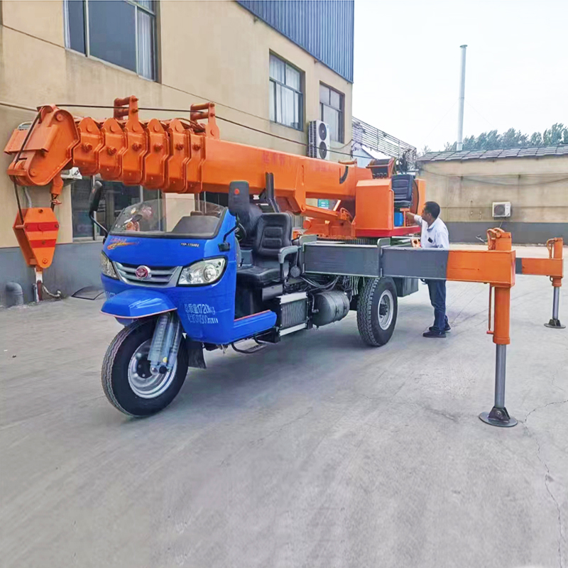 自制三轮吊车 3-5吨建筑农用伸缩臂起重机 久胜