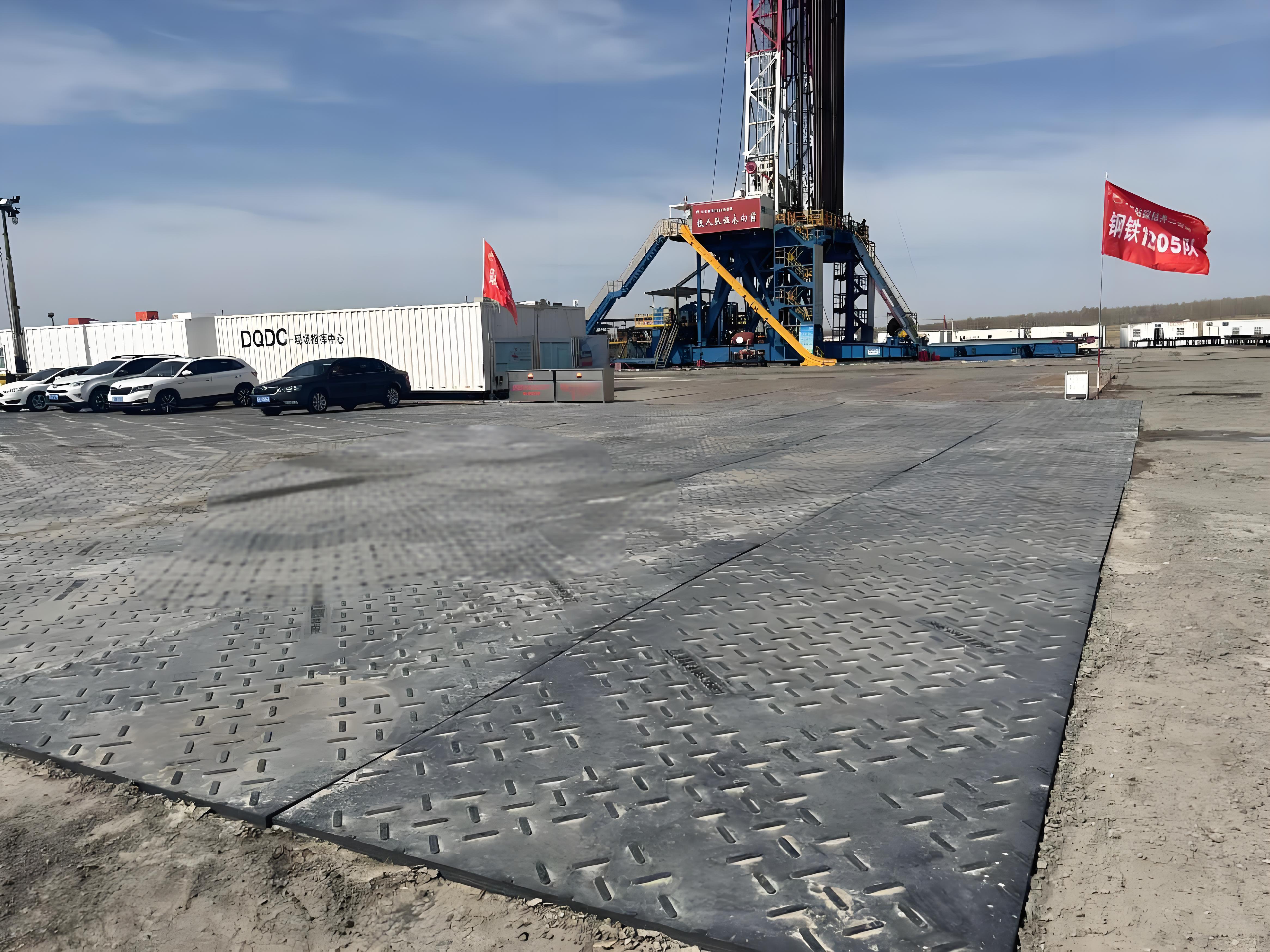 路基板聚乙烯承重铺路板工地临时拼接抗压硬板泥泞路防滑路垫板