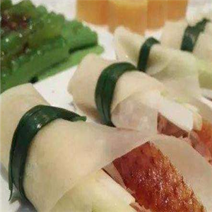 京师傅烤鸭卷