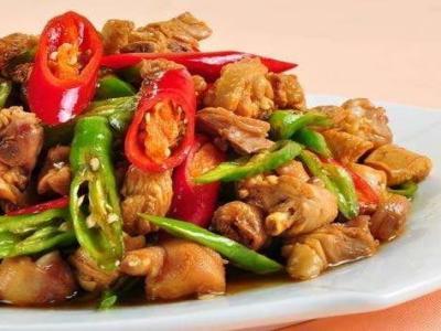 于小鱼炒鸡