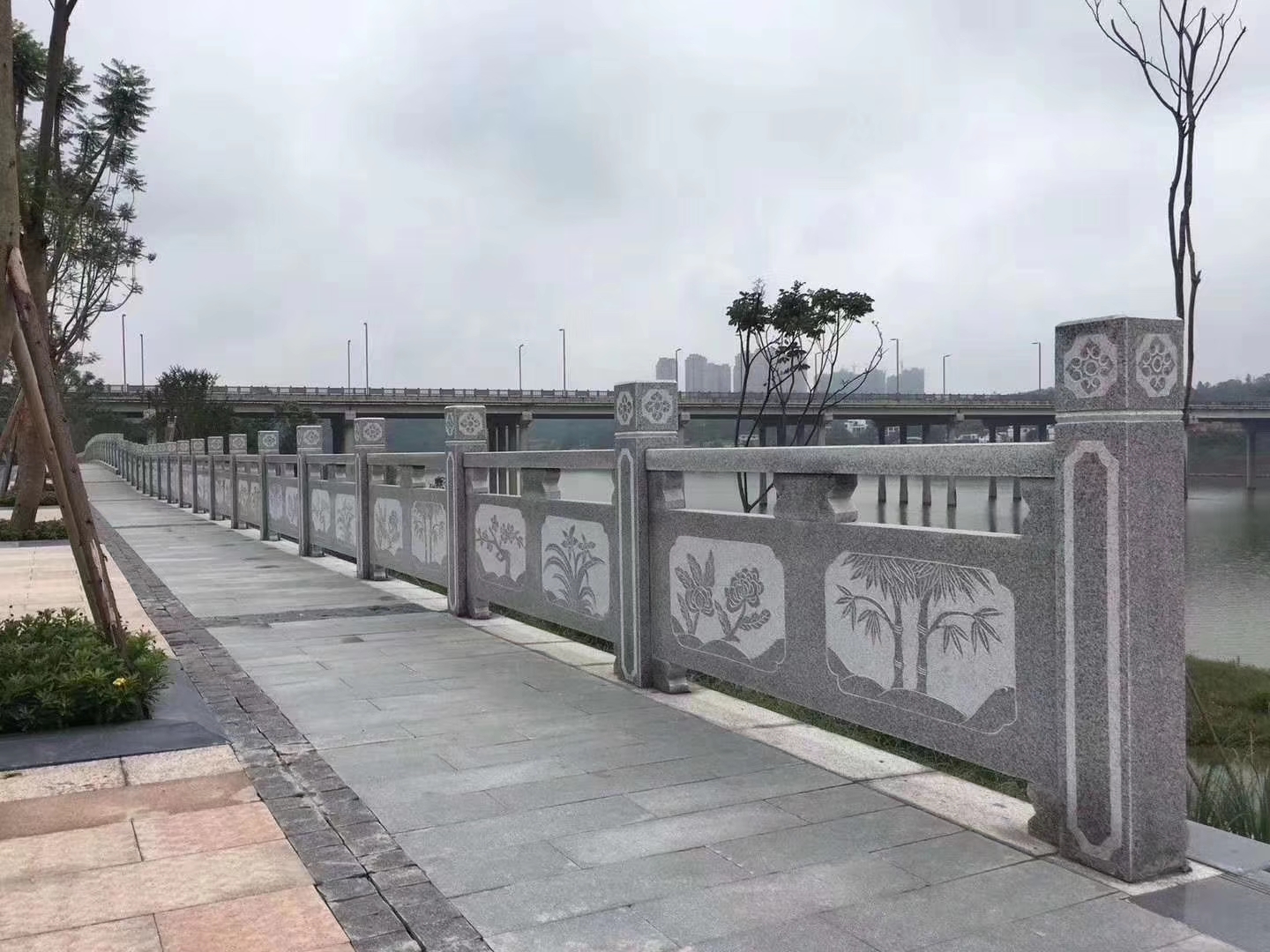厂家供应 天然石材石雕栏板扶手花岗岩护栏河道围栏石栏杆