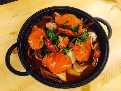 入味肉蟹煲
