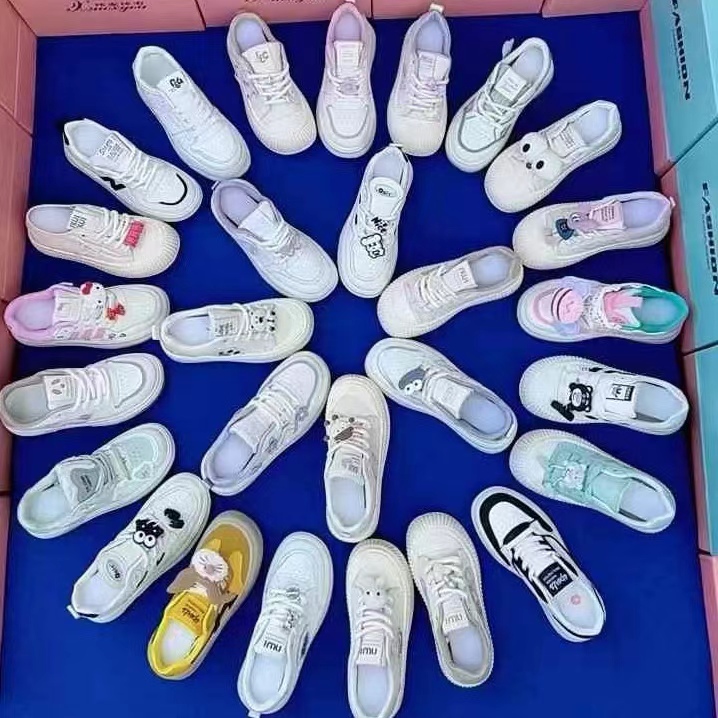 女鞋地摊鞋批发女款厚底贴皮小白鞋杂款休闲断码板鞋一手货源库存