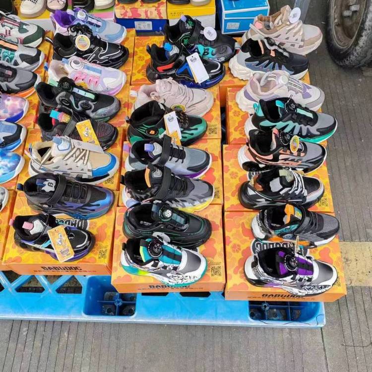 库存鞋地摊鞋处理杂款断码鞋尾货品牌折扣处理鞋批发库存内销外贸