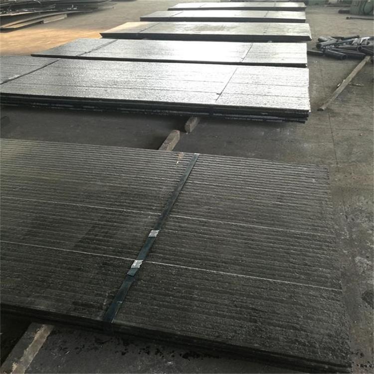 碳化铬堆焊耐磨板 双金属复合耐磨钢板 吉程耐磨 up复合耐磨板