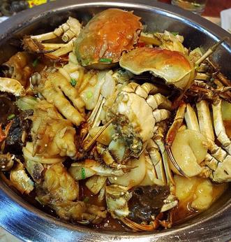 兄弟肉蟹煲