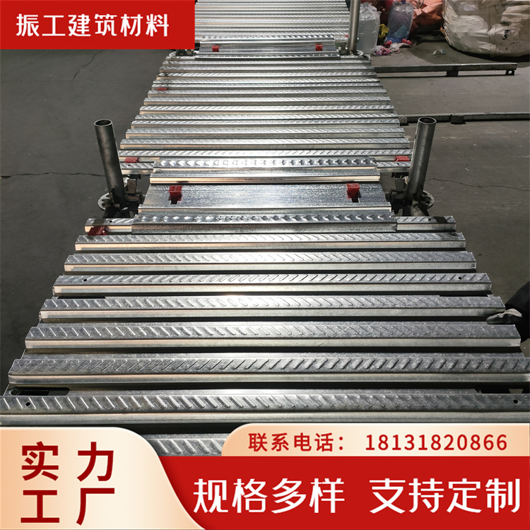 建筑压瓦钢板 平台用防积沙镀锌钢跳板 现货 脚手架踏板