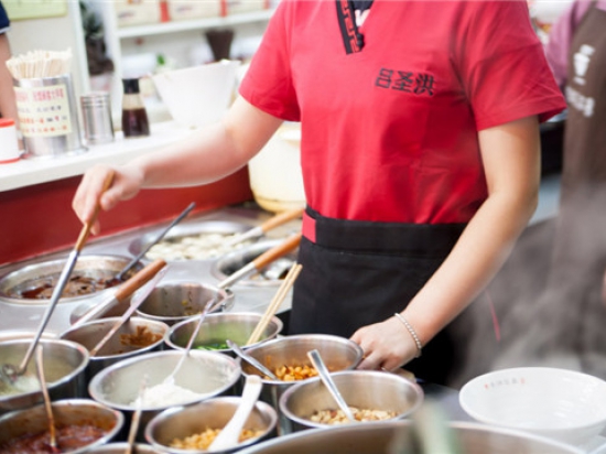 吕圣洪牛肉面