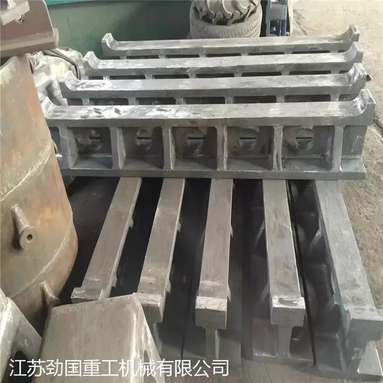 ZG35Cr28Ni16吊具 耐热钢ZG30Cr24Ni7SiN耐热出钢槽铸钢