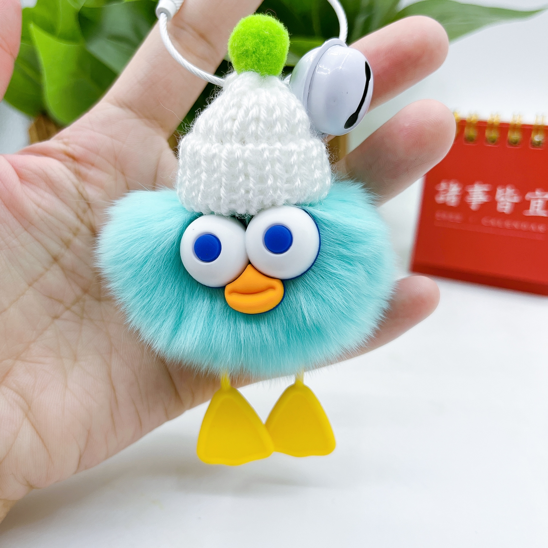 可爱真獭兔毛小鸭子汽车钥匙扣挂件毛绒公仔玩偶小煤球书包包挂饰